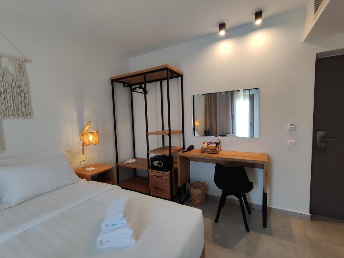 Niso Apartment Skiathos Town